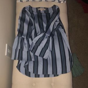 LOFT bell-sleeved blouse